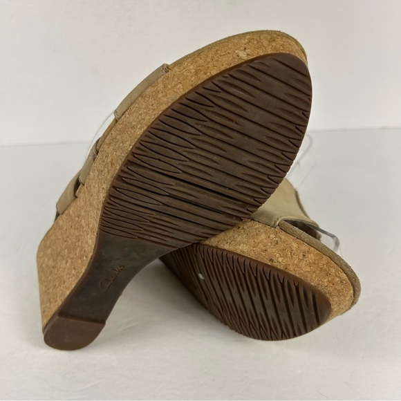 Clark Women's Tan Wedge Sandals 11 - Picture 6 of 9